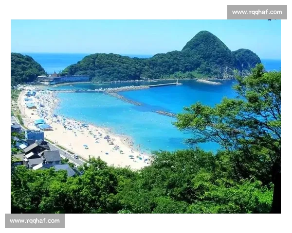 不容错过的十大旅行目的地推荐 让你心动不已的绝美风景与独特体验